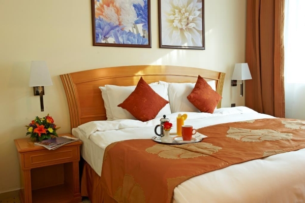 Golden Tulip Hotel Apartments (Szardża)